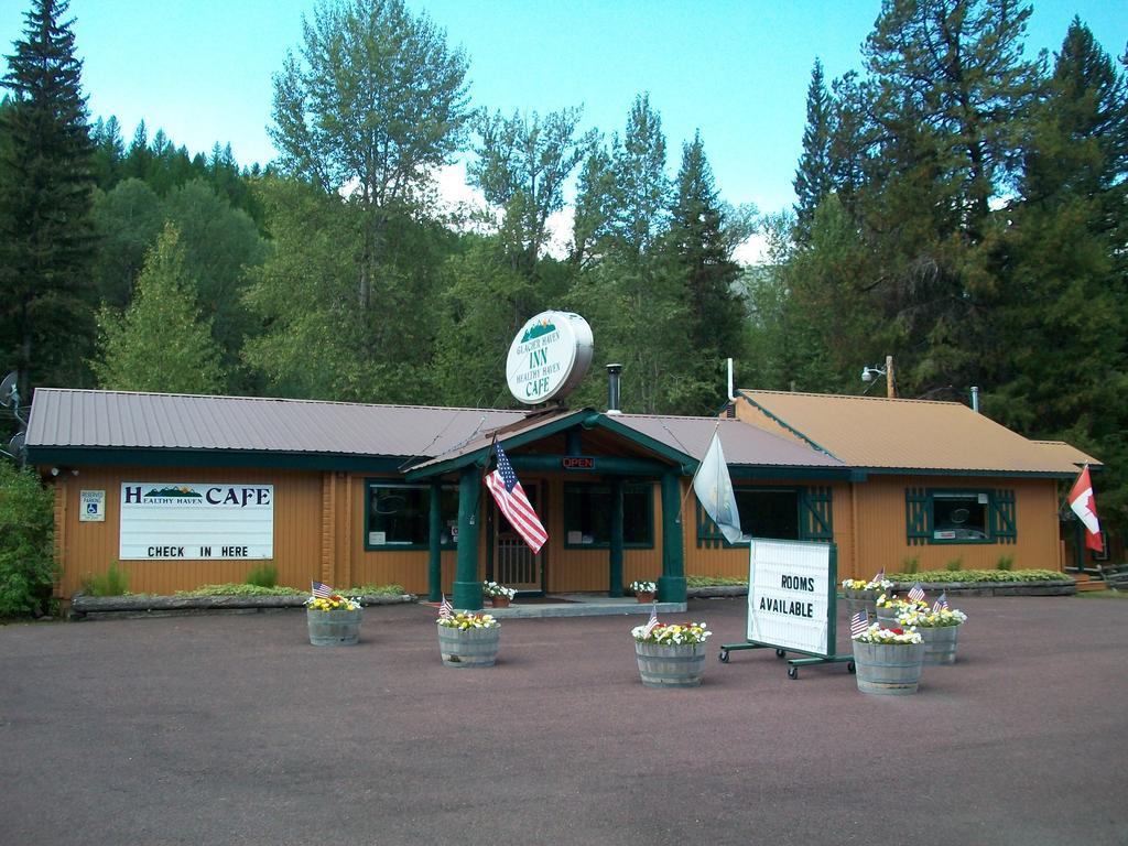 Glacier Haven Inn Pinnacle Eksteriør bilde
